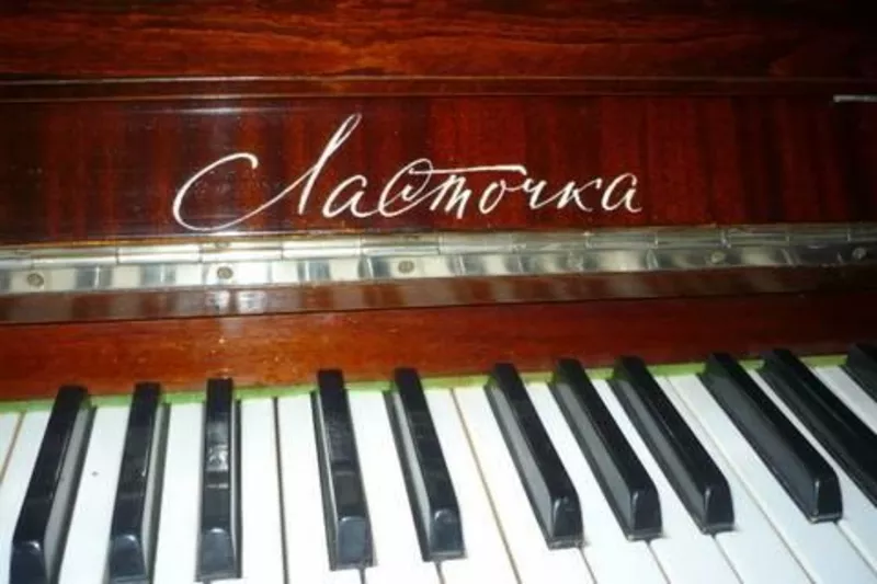 Продам пианино,  хорошее сост,  1800 р.